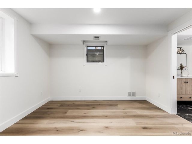 7302 Island Cir, Boulder, CO 80301