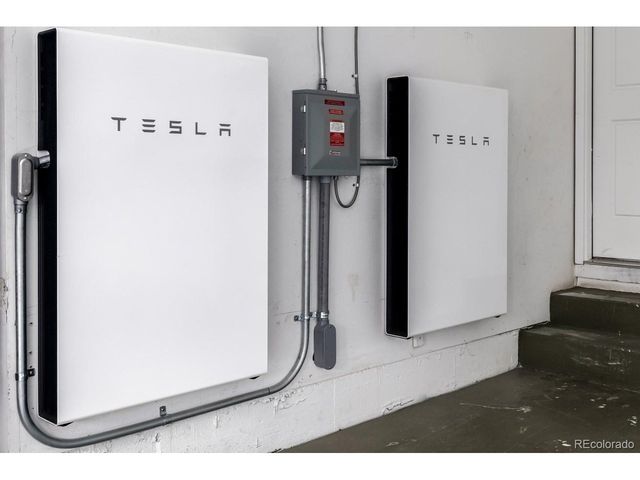 7302 Island Cir, Boulder, CO 80301