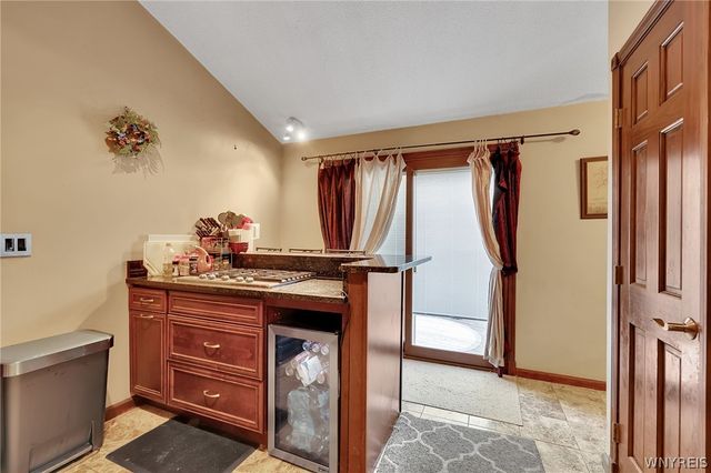 255 Warner Road, Lancaster, NY 14086