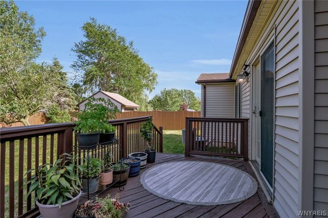 255 Warner Road, Lancaster, NY 14086