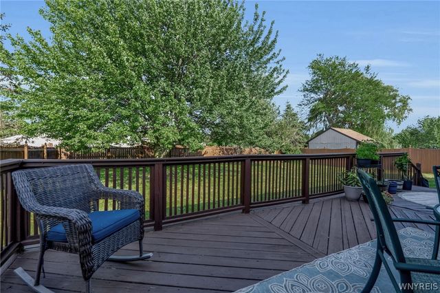 255 Warner Road, Lancaster, NY 14086
