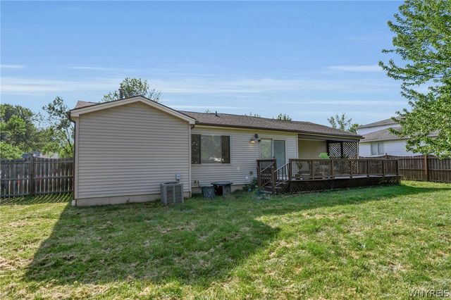 255 Warner Road, Lancaster, NY 14086
