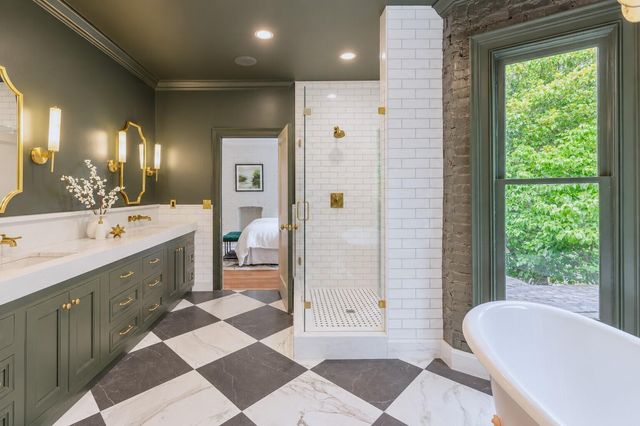 850 Oak Street, Chattanooga, TN 37403