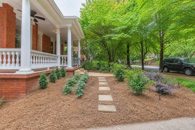 850 Oak Street, Chattanooga, TN 37403