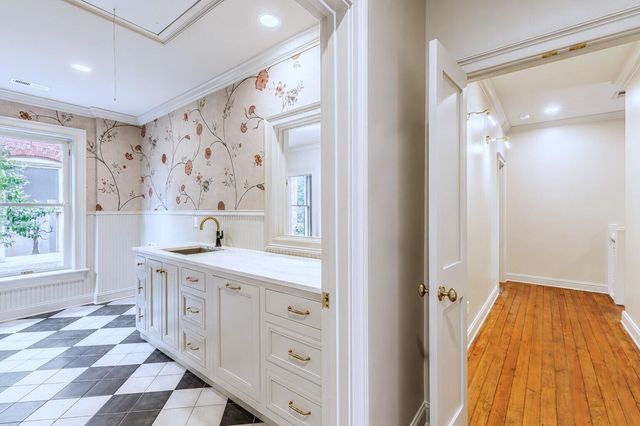 850 Oak Street, Chattanooga, TN 37403