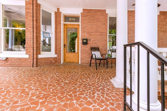 850 Oak Street, Chattanooga, TN 37403