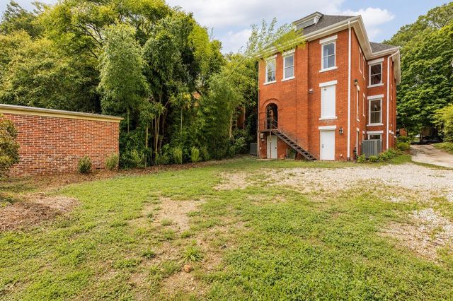 850 Oak Street, Chattanooga, TN 37403