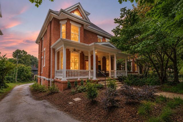 850 Oak Street, Chattanooga, TN 37403