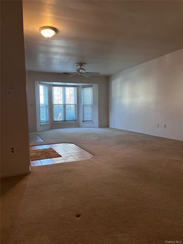 6 Olde Wagon Road, Warwick, NY 10990