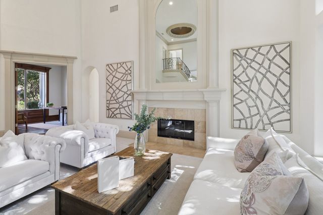 1403 Lands End Court, Southlake, TX 76092