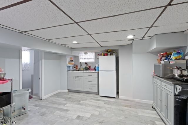 65 Ernst Ave, Bloomfield Twp., NJ 07003