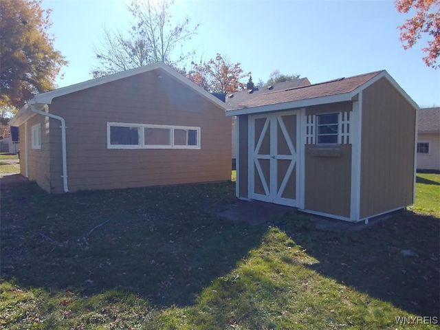 84 Klaum Avenue, North Tonawanda, NY 14120