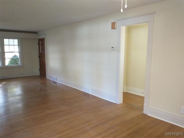 84 Klaum Avenue, North Tonawanda, NY 14120