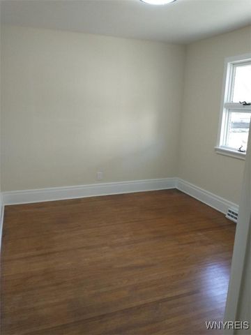 84 Klaum Avenue, North Tonawanda, NY 14120