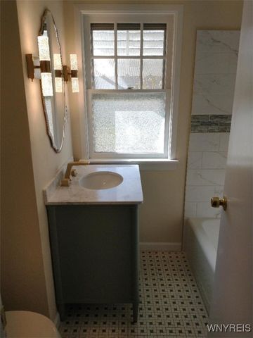 84 Klaum Avenue, North Tonawanda, NY 14120