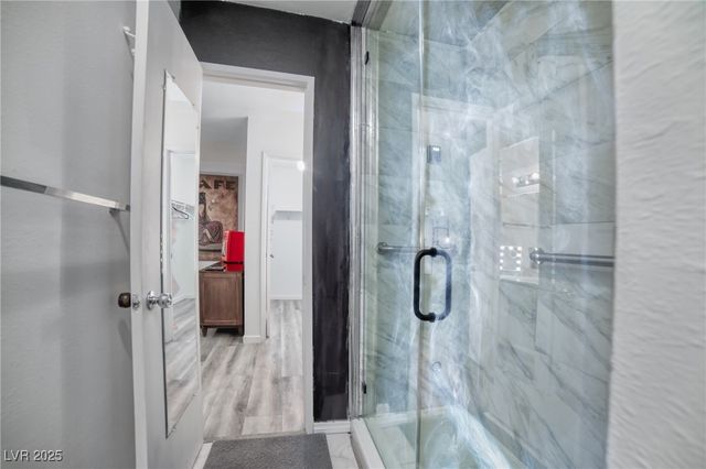 4614 Grand Drive 1, Las Vegas, NV 89169