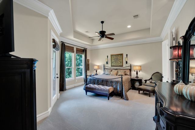 1811 Magic Valley Lane, Cedar Hill, TX 75104