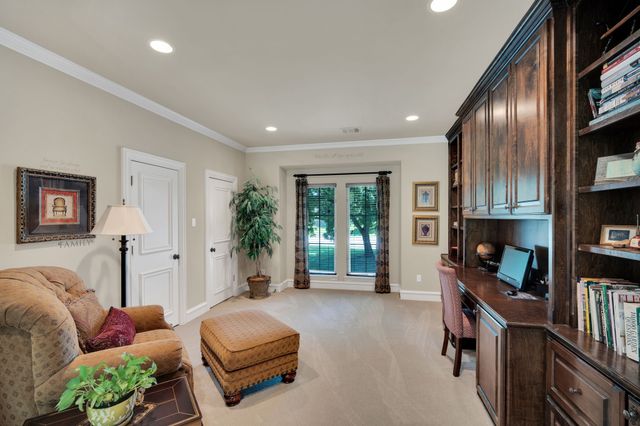 1811 Magic Valley Lane, Cedar Hill, TX 75104