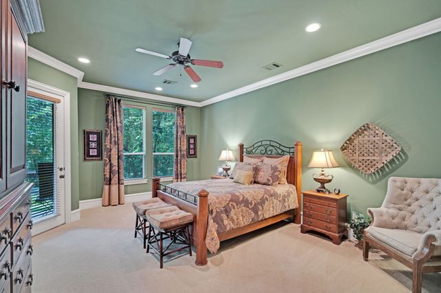 1811 Magic Valley Lane, Cedar Hill, TX 75104