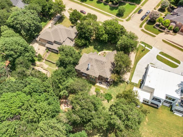 1811 Magic Valley Lane, Cedar Hill, TX 75104