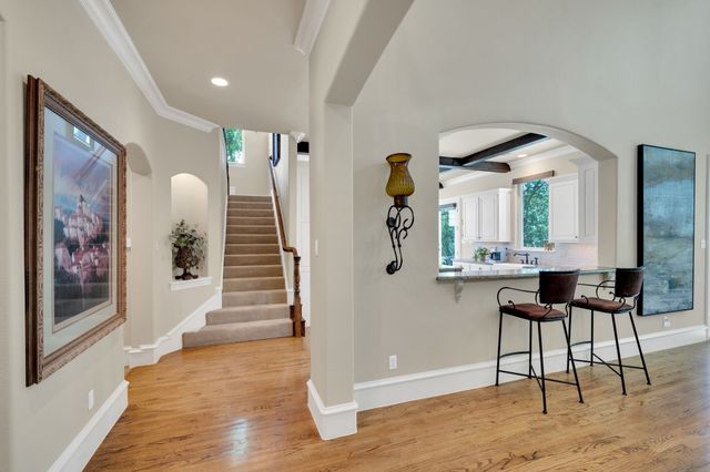 1811 Magic Valley Lane, Cedar Hill, TX 75104