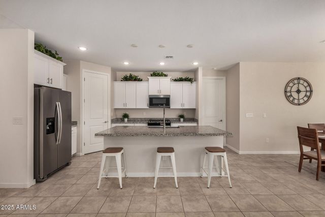 41615 W Cathedral Rock Pass, Maricopa, AZ 85138