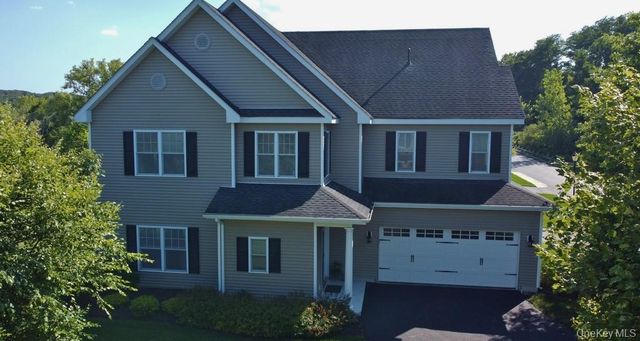 11 Revolution Road, Cold Spring, NY 10516