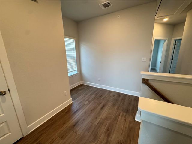 3000 Chisholm Trail RD 91, Round Rock, TX 78681