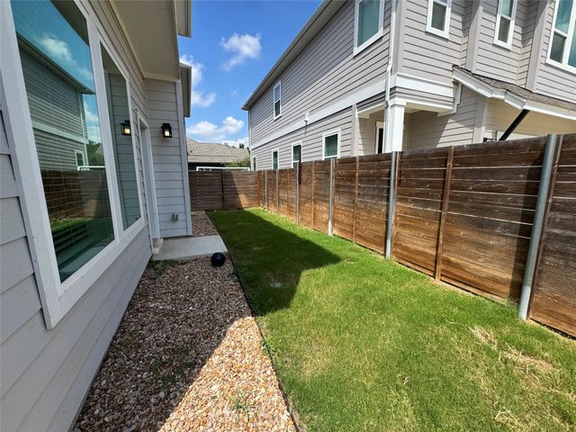 3000 Chisholm Trail RD 91, Round Rock, TX 78681