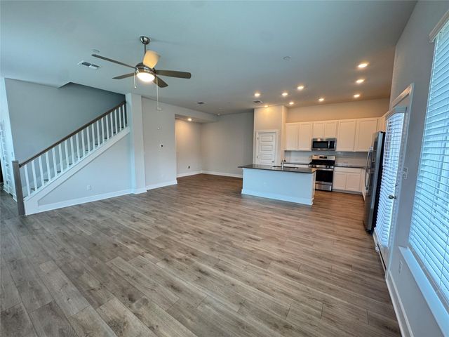 3000 Chisholm Trail RD 91, Round Rock, TX 78681