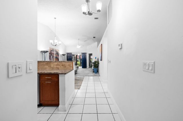 6167 NW 91st Avenue, Tamarac, FL 33321