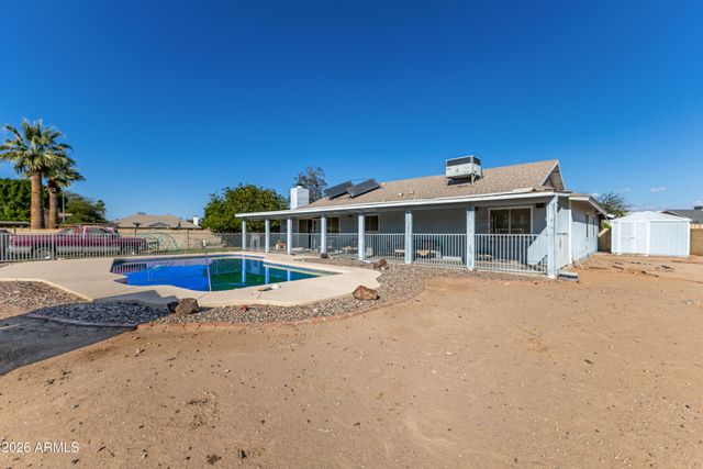 4415 W CALAVAR Road, Glendale, AZ 85306