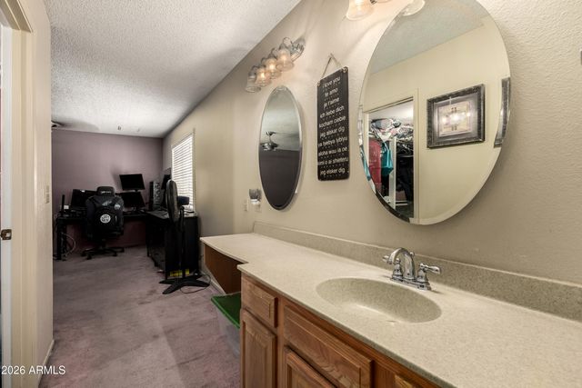 4415 W CALAVAR Road, Glendale, AZ 85306