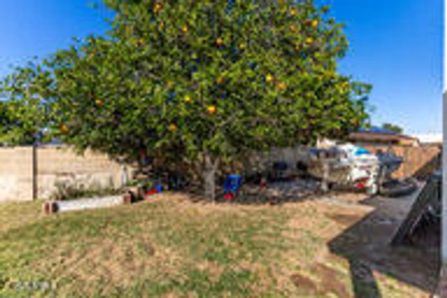 4415 W CALAVAR Road, Glendale, AZ 85306