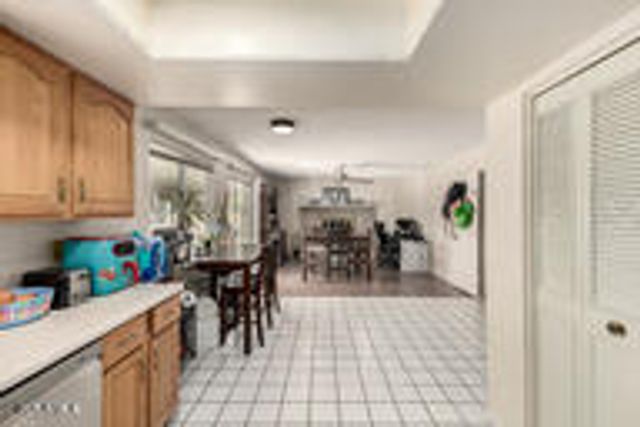 4415 W CALAVAR Road, Glendale, AZ 85306