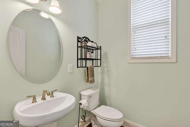 7205 Lowery Oak Drive, Roswell, GA 30075
