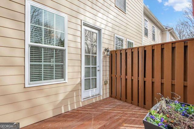 7205 Lowery Oak Drive, Roswell, GA 30075