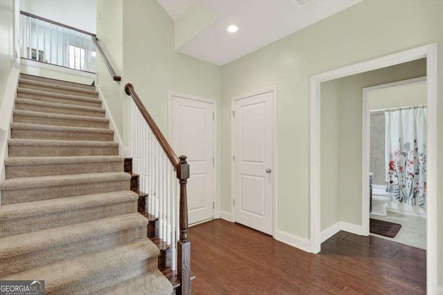 7205 Lowery Oak Drive, Roswell, GA 30075