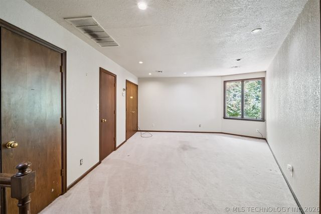 3116 E 71st Street, Tulsa, OK 74136