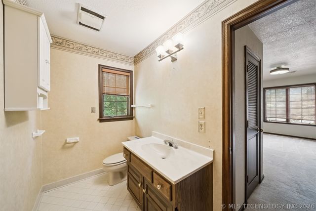 3116 E 71st Street, Tulsa, OK 74136