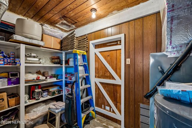 6818 MERRILL Court, Jacksonville, FL 32211