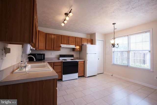 10502 GUILDERLAND CT, Fredericksburg, VA 22408