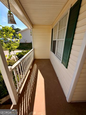 235 Oak Circle N, Stockbridge, GA 30281