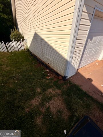 235 Oak Circle N, Stockbridge, GA 30281