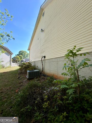 235 Oak Circle N, Stockbridge, GA 30281