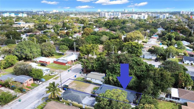 1126 NW 58th Ter, Miami, FL 33127