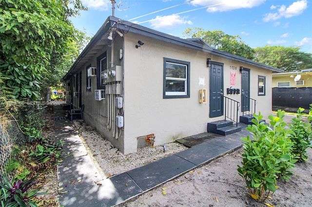 1126 NW 58th Ter, Miami, FL 33127