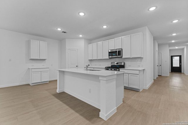 1209 Twisted Creek, New Braunfels, TX 78130