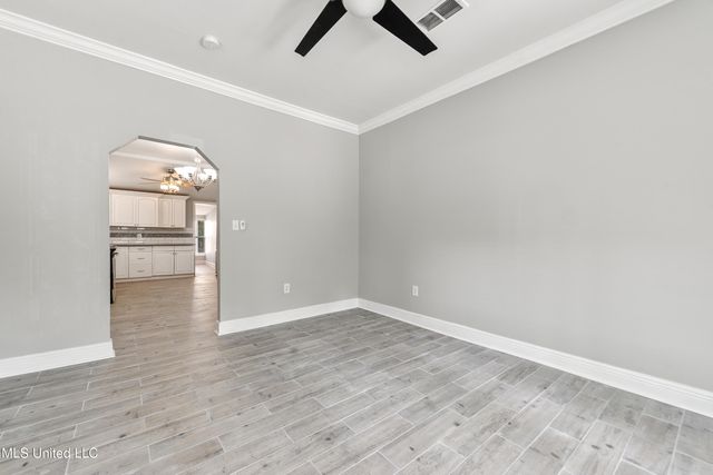 184 Hoxie Street, Biloxi, MS 39530