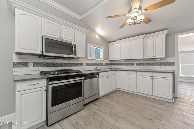 184 Hoxie Street, Biloxi, MS 39530